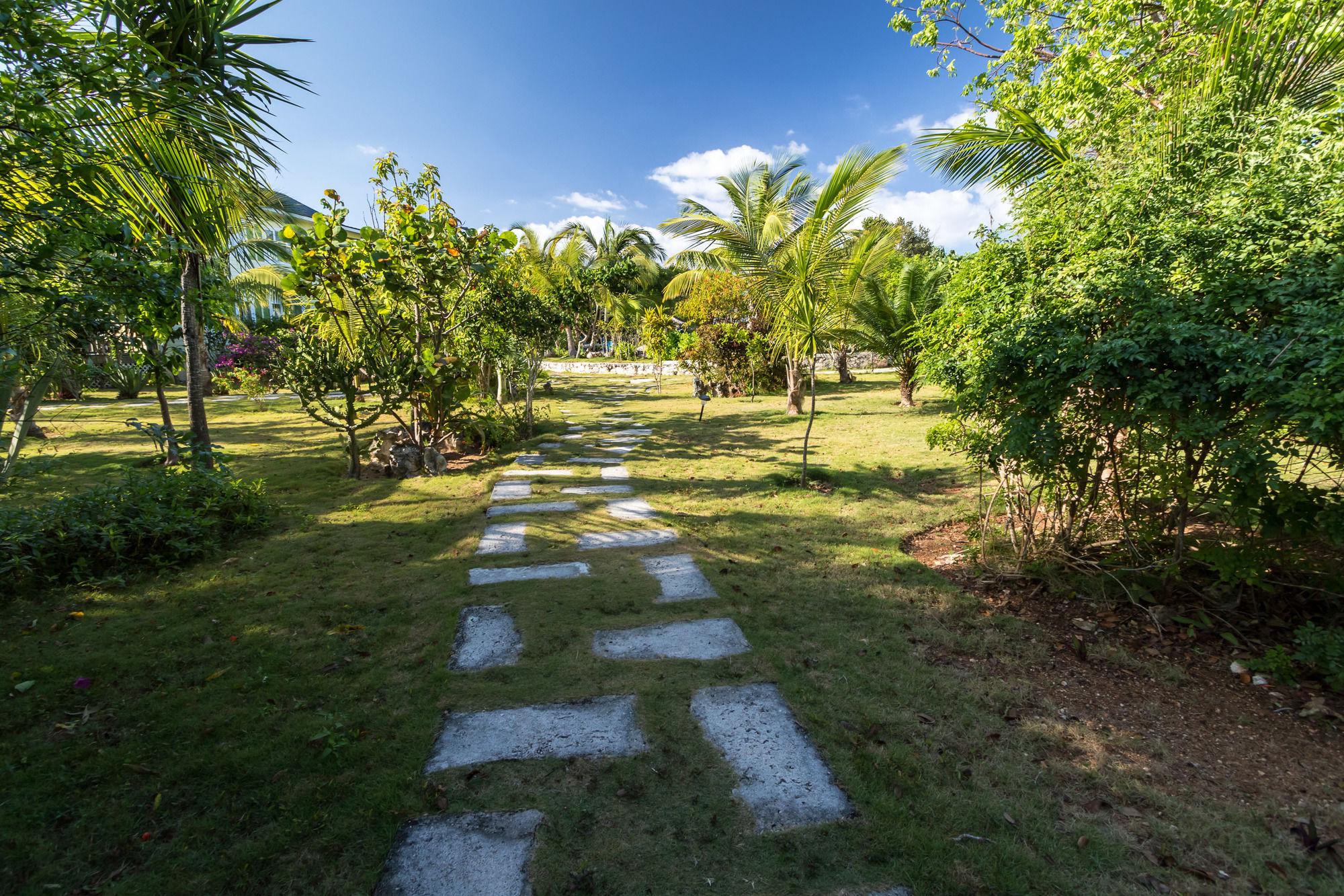 Aparthotel Pineapple Fields Governors Harbour Exterior foto